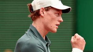Sinner vence canadense e enfrentará algoz de João Fonseca no Masters de Monte Carlo