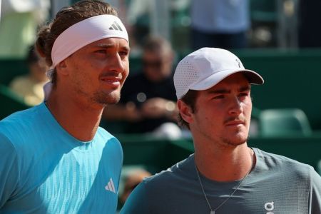 Alexander Zverev e João Fonseca se enfrentaram nesta sexta-feira (10), no Masters 1000 de Monte Carlo
