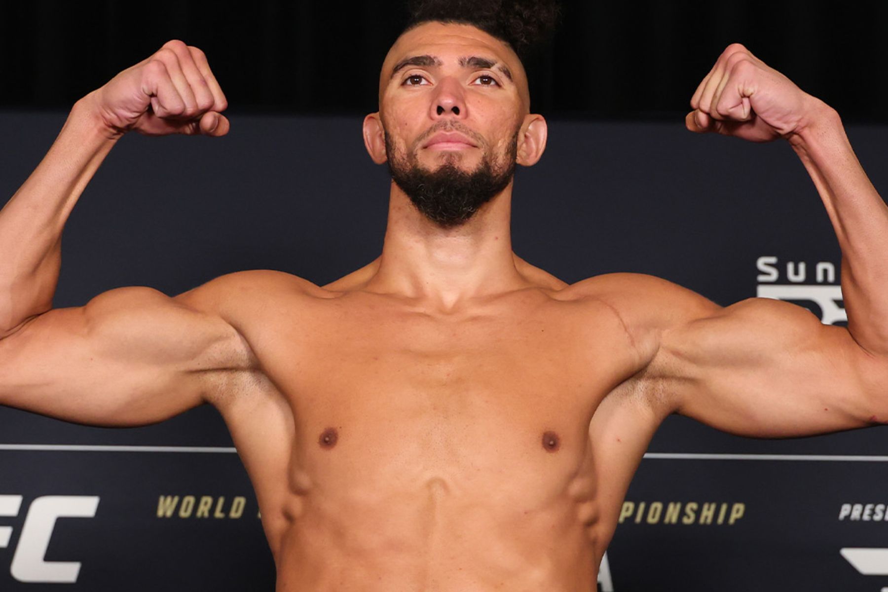 Johnny Walker em ação: horário e onde assistir ao vivo ao card completo do UFC 327