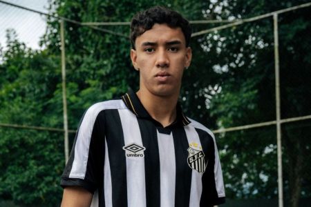 Novo uniforme do Santos