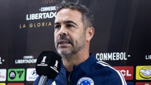 Escalação do Cruzeiro: Artur Jorge promove mudanças diante da Universidad Católica
