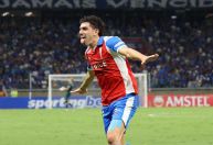 Cruzeiro sofre gol no fim e perde para U. Católica no Mineirão pela Libertadores