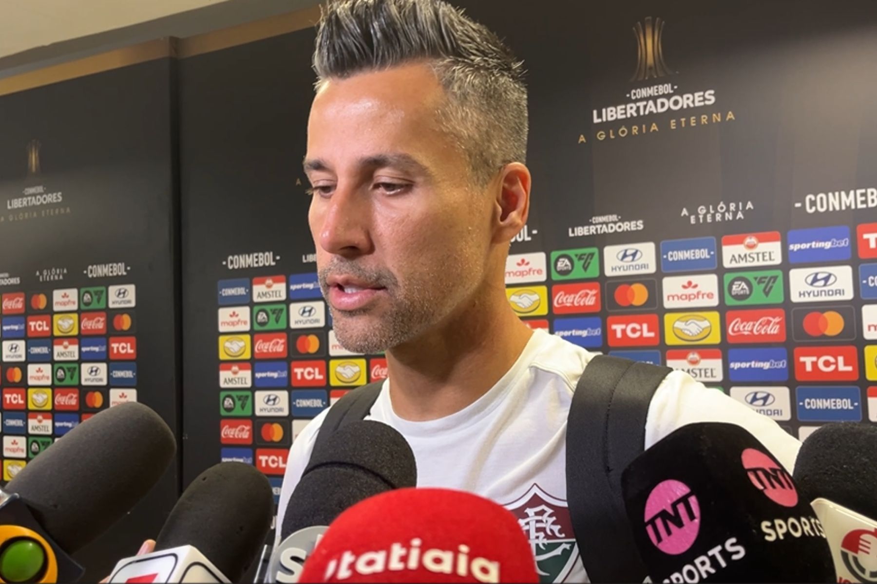 Fábio lamenta gol sofrido pelo Fluminense que pode custar classificação na Libertadores