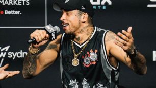 Carlos Prates, do UFC, aponta qual jogador do Corinthians poderia ser lutador de MMA