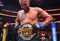 Campeão do UFC diz que perdeu o cinturão após beber muito na comemoração