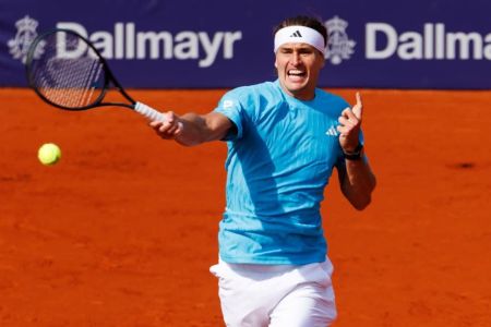 Alexander Zverev em ação no ATP 500 de Munique