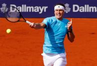 Zverev leva susto, mas se recupera com 'pneu' em Cerúndolo avança no ATP de Munique