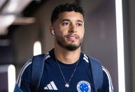 Artur Jorge não relaciona William para Cruzeiro x Grêmio; saiba motivo