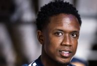 Sinisterra é relacionado e volta a ser opção no Cruzeiro após dois meses