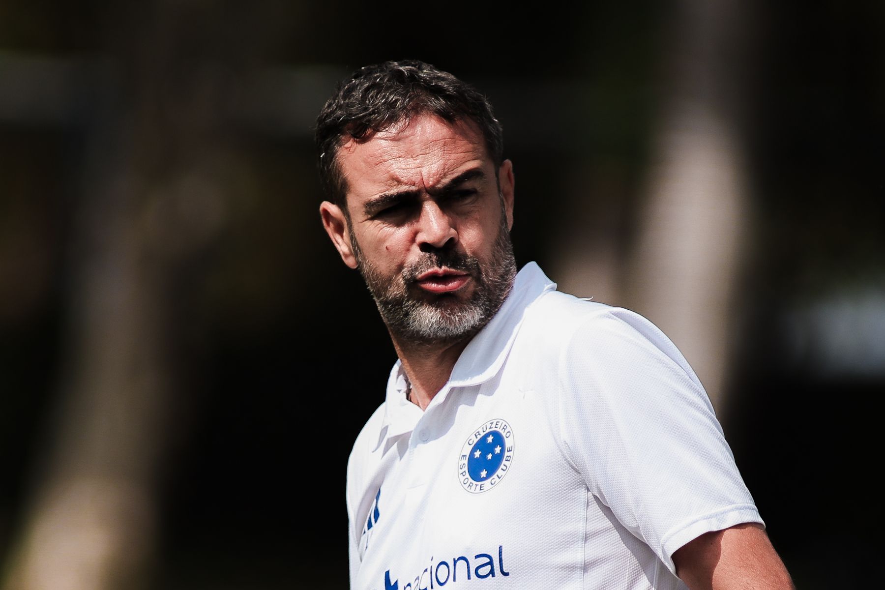 Escalação do Cruzeiro: Artur Jorge deve mexer no time para estreia na Copa do Brasil