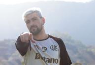 Arrascaeta lamenta lesões, mas celebra retorno ao Flamengo: 'Cabeça firme'