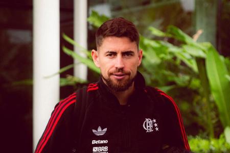Estudiantes x Flamengo: Jorginho está à disposição de Leonardo Jardim