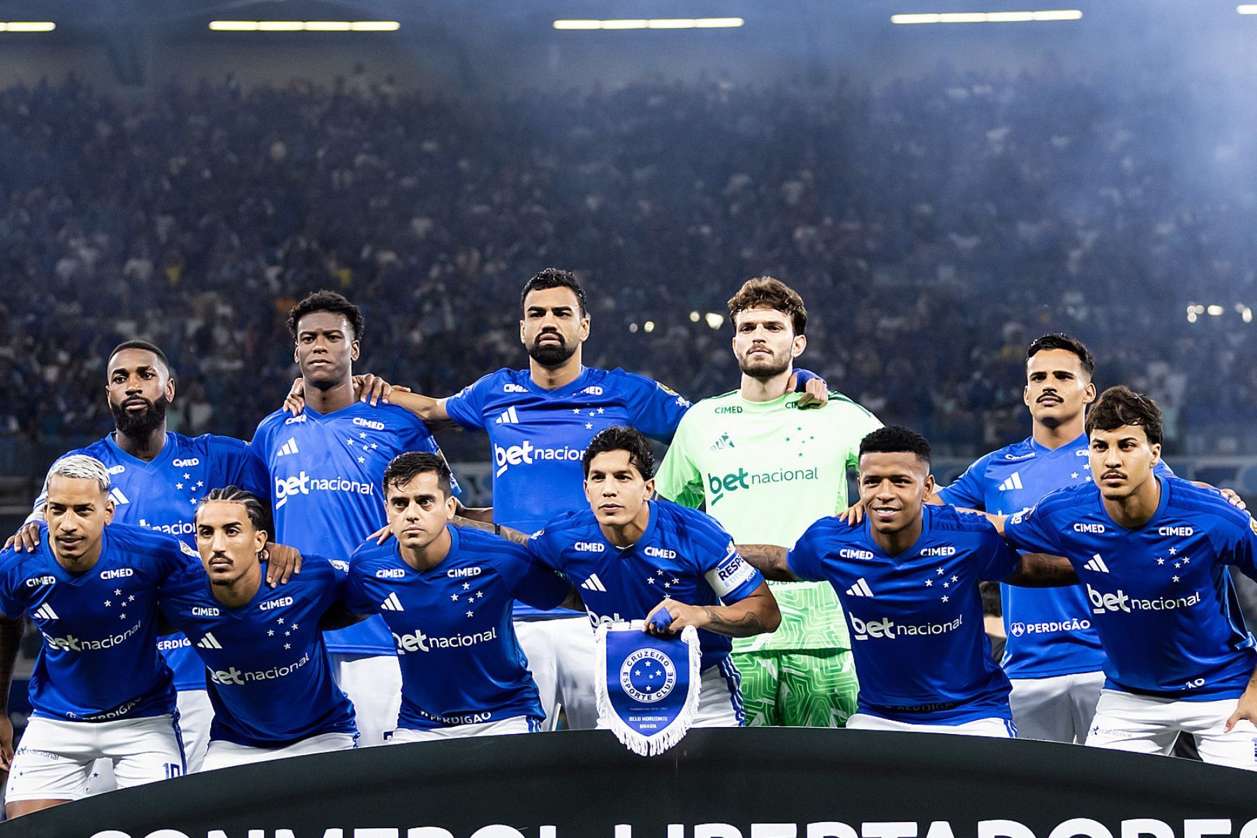 Artur Jorge muda cenário, e Cruzeiro fecha maratona de abril com 'dever cumprido'; veja