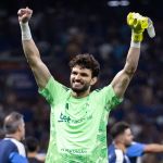 Otávio supera ídolo do Cruzeiro em jogo contra o Boca e vira recordista na Libertadores