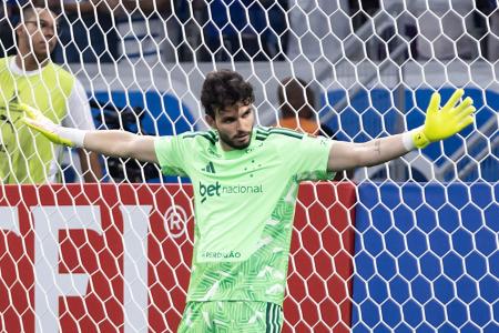 Otávio em ação pelo Cruzeiro • Gustavo Aleixo/Cruzeiro