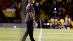 Sport oficializa promoção de auxiliar ao cargo de técnico; saiba detalhes