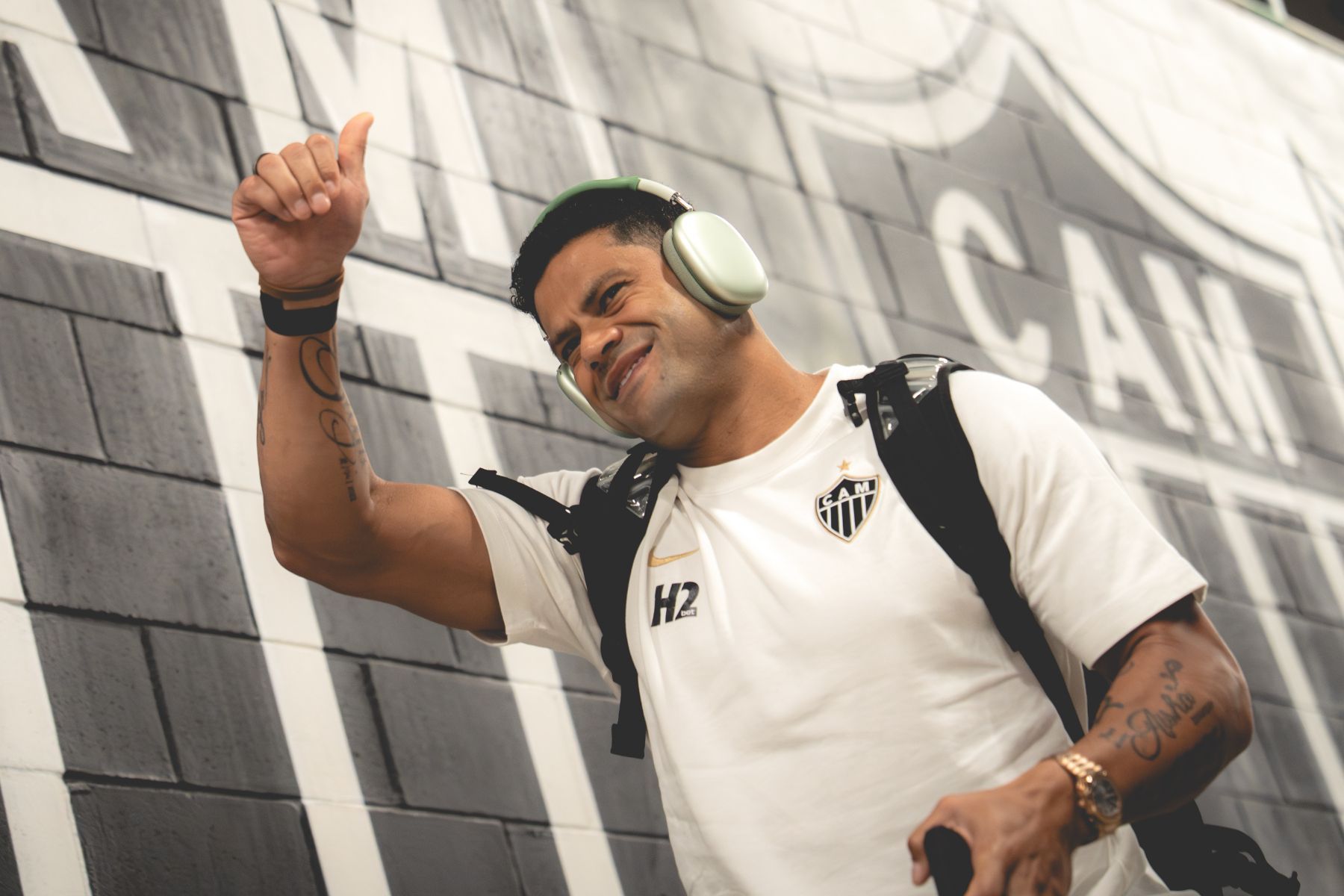 Por que Hulk foi cortado do jogo do Atlético contra o Flamengo