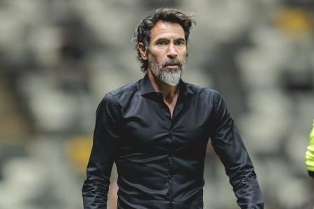 Eduardo Domínguez em jogo do Atlético
