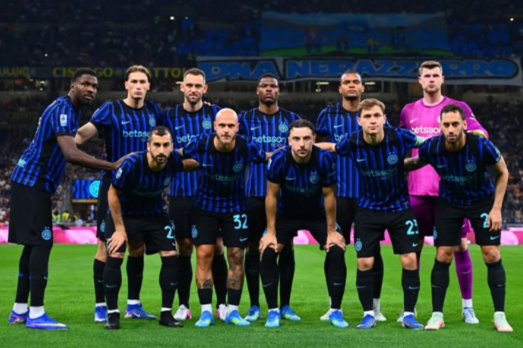Inter goleia Cagliari em casa e dá mais um passo pelo título do Campeonato Italiano