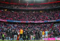 Clube alemão ironiza e provoca críticos de promoção de treinadora