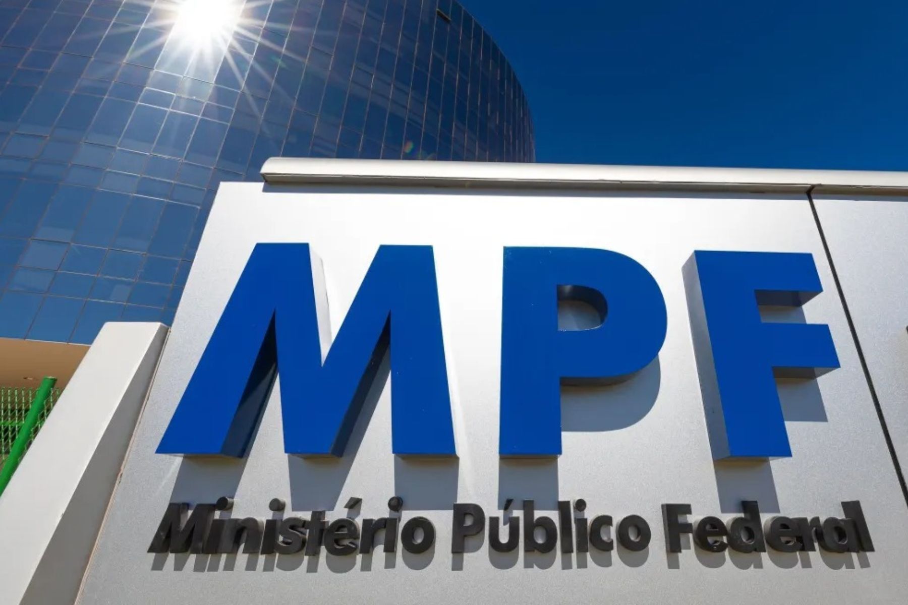 MPF obtém condenação de homem que armazenou dois mil arquivos de abuso sexual infantil