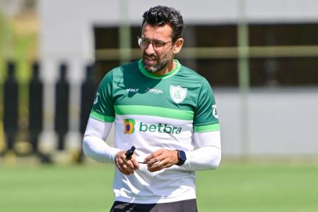 Alberto Valentim ainda busca primeira vitória com América na Série B deste ano