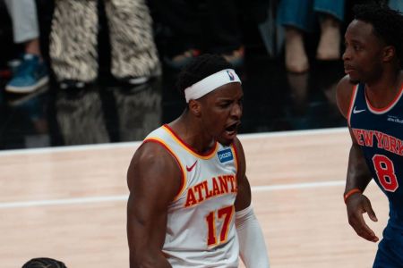 Com cesta a menos de 13 segundos do fim, Atlanta Hawks virou jogo e garantiu vantagem na série