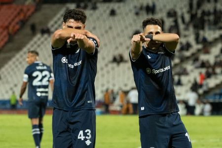 Jogadores do Independiente Rivadavia comemoram gol da vitória na Libertadores