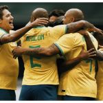 Lendas do Brasil perdem para o México em exibição no Estádio Azteca