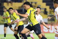 Com um a menos, Tombense leva virada do Volta Redonda na Copa Sul-Sudeste