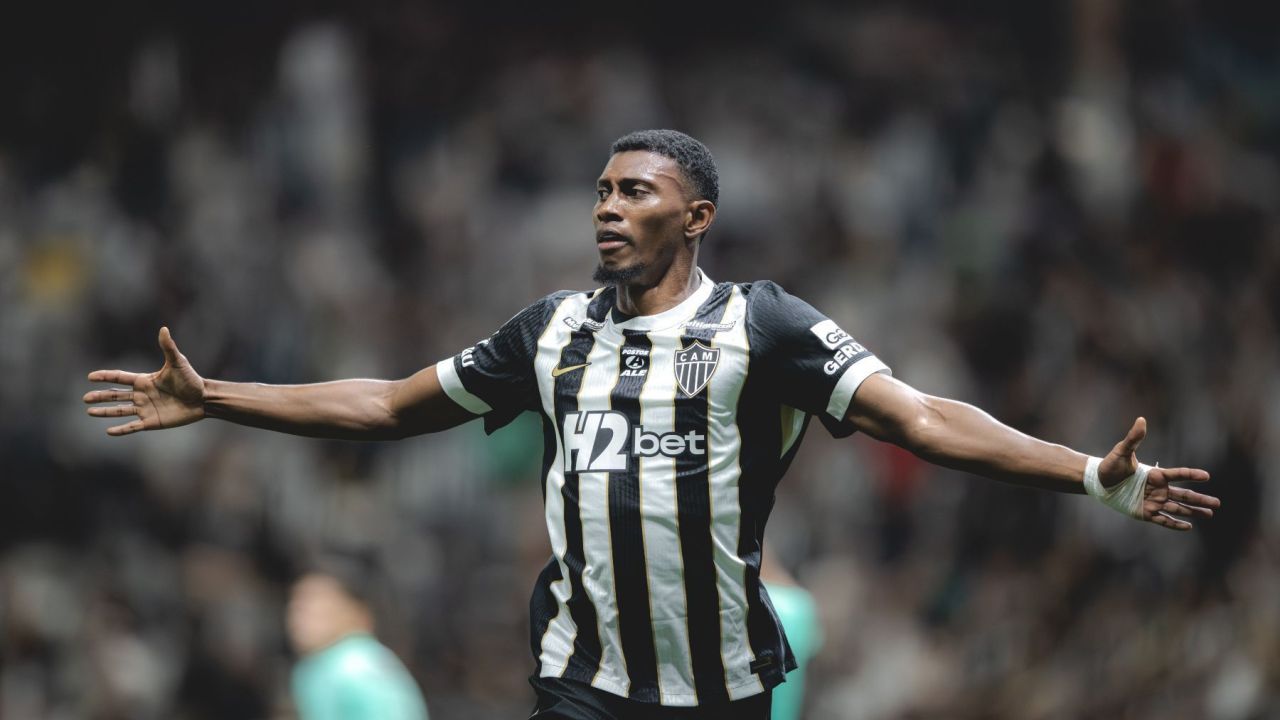 Atlético faz milagre e conquista primeira vitória na sul-americana
