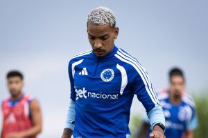Confira as opções de Artur Jorge para escalar o Cruzeiro contra o Grêmio pelo Brasileiro