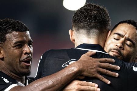 Jogadores do Remo comemoram gol na Copa Verde