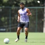 Em BH, Hulk e outros titulares do Atlético treinam em dia de estreia na 'Sula'