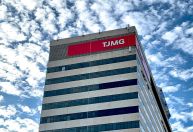 Justiça em Minas Gerais absolve homem que esfaqueou padrastro para defender mãe