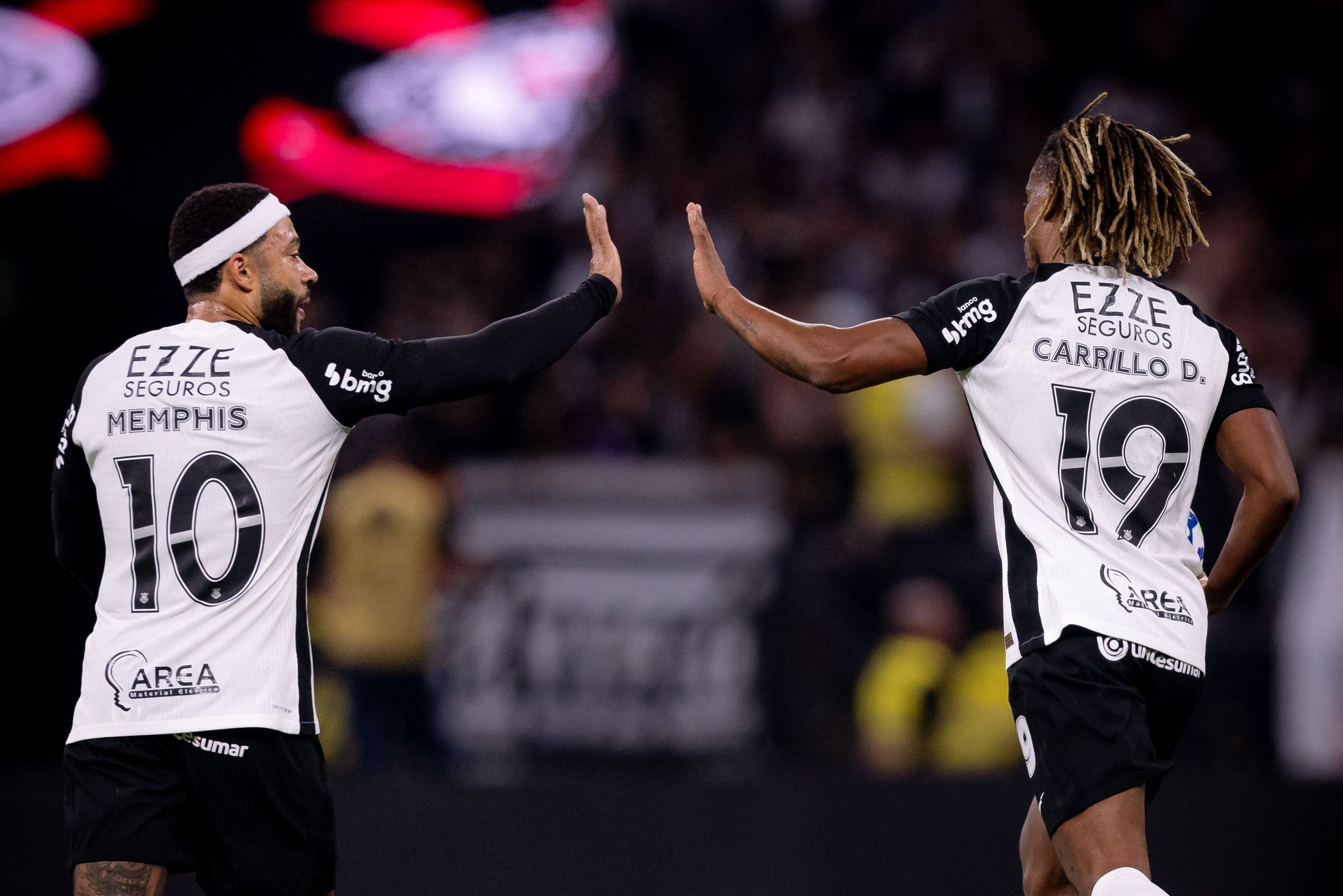 Diniz se manifesta sobre recuperação e retorno de Memphis ao Corinthians