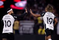 Diniz se manifesta sobre recuperação e retorno de Memphis ao Corinthians