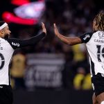 Diniz se manifesta sobre recuperação e retorno de Memphis ao Corinthians