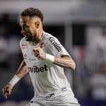 Com brilho de Neymar, Santos vence Remo e deixa o Z4 do Brasileirão