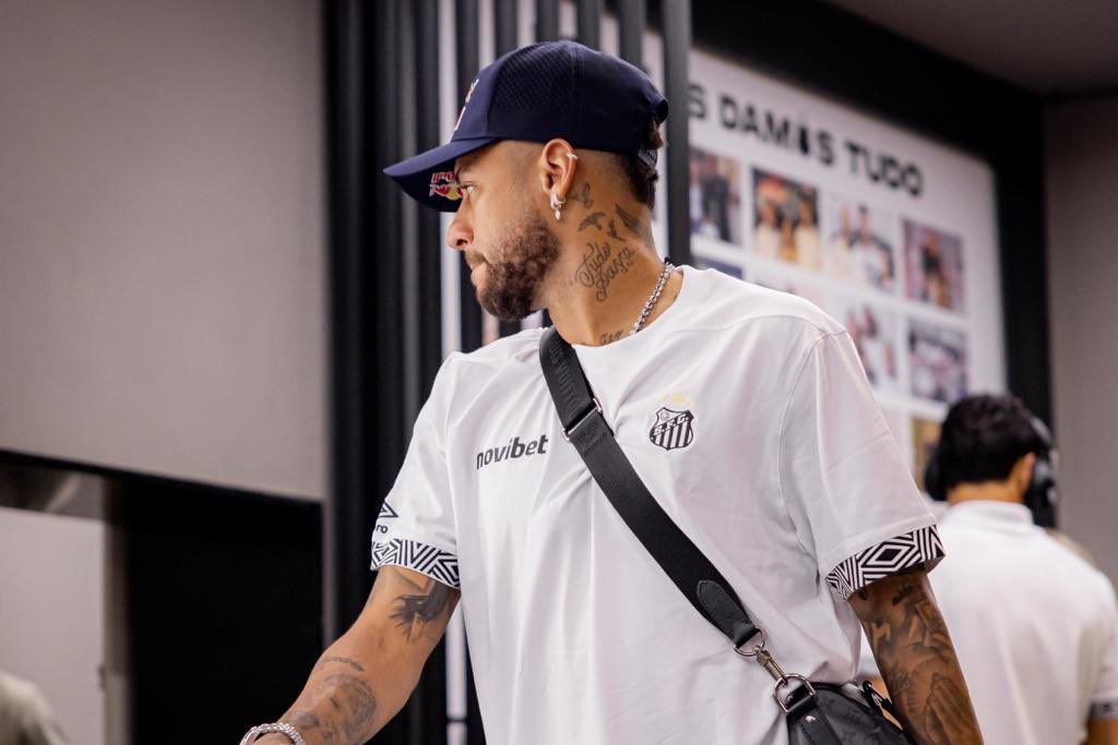 Santos: Neymar leva terceiro amarelo e fica fora de ‘jogo-chave’ para ir à Copa