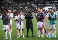 Imprensa estrangeira liga alerta para momento do Lyon e critica 'seca' de gols de Endrick