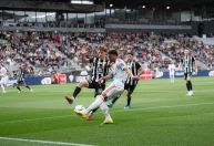 Endrick passa em branco, e Lyon empata sem gols com o Angers pelo Campeonato Francês