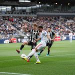 Endrick passa em branco, e Lyon empata sem gols com o Angers pelo Campeonato Francês