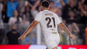 O que disse autor de gol do Santos em vitória sobre o Atlético na Vila Belmiro