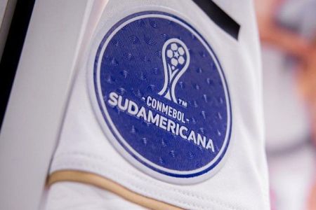 San Lorenzo e Santos se enfrentam nesta terça-feira (28)