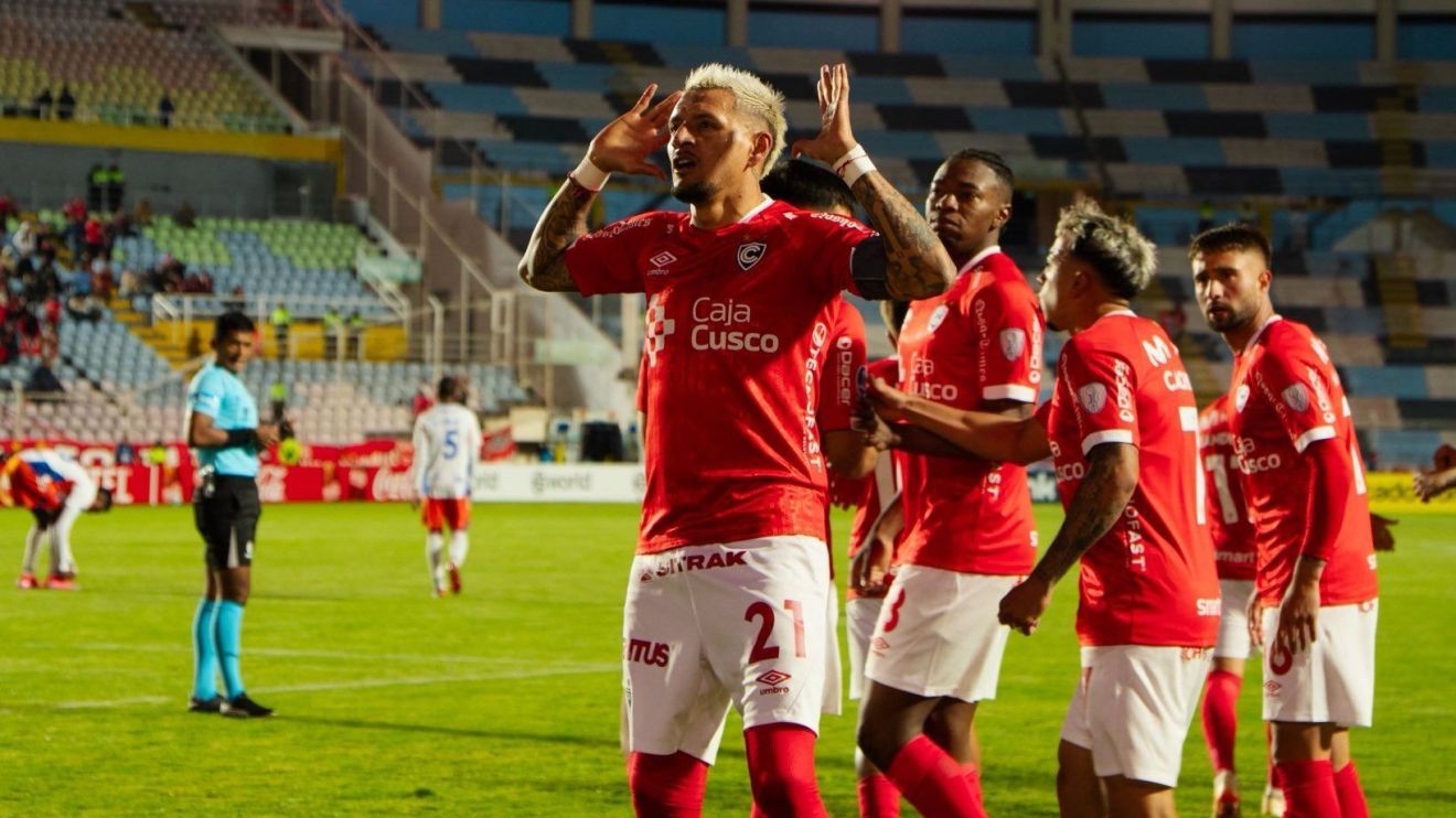 Cienciano bate Puerto Cabello e vira líder do grupo do Atlético na Sul-Americana