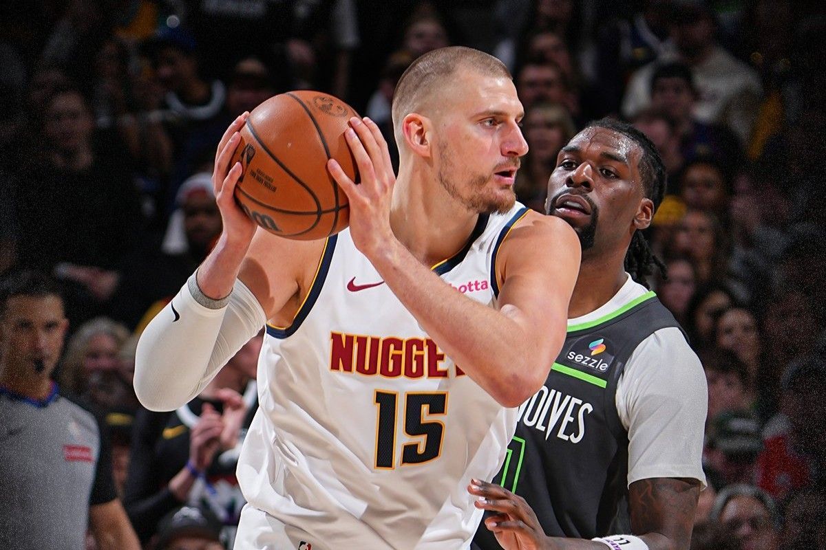NBA: Jokic brilha, e Nuggets vencem Timberwolves na estreia nos playoffs