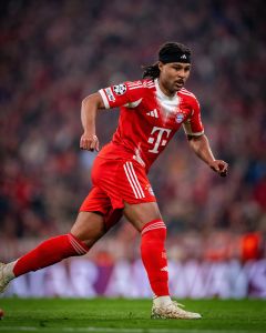 Gnabry em ação pelo Bayern de Munique • Reprodução/X/Bayern