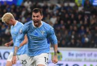Lazio bate Atalanta nos pênaltis e avança à decisão da Copa da Itália