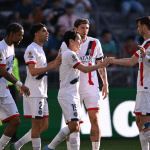 Brasileiro marca, PSG goleia Angers e se aproxima de mais um título do Francês